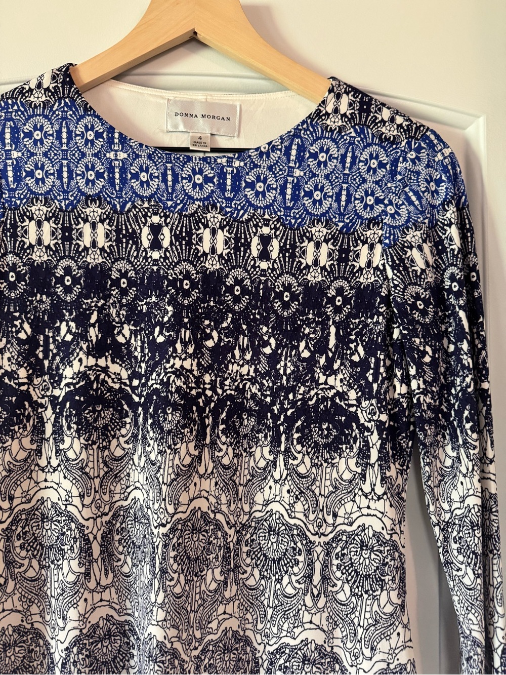 Donna Morgan Blue & Ivory Printed Sheath Dress Size 4 | Lined Career Dress - Picture 3 of 10